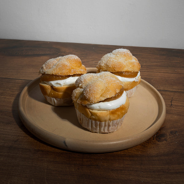 Caja cupcakes pan de muerto rellenos